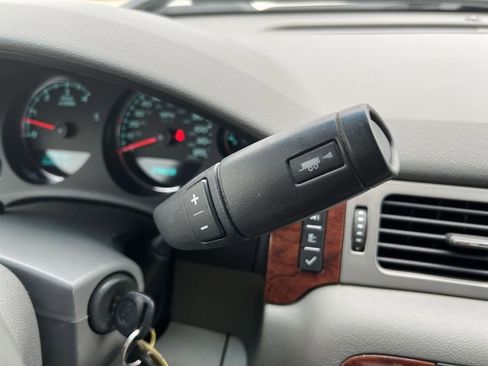 Used 2013 Chevrolet Silverado 1500 LTZ w/ LTZ White Diamond Edition image 15