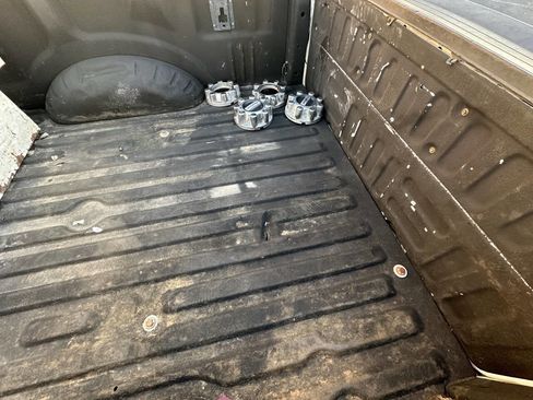 Used 2017 Ford F250 XL w/ Power Equipment Group AWD/4WD image 16