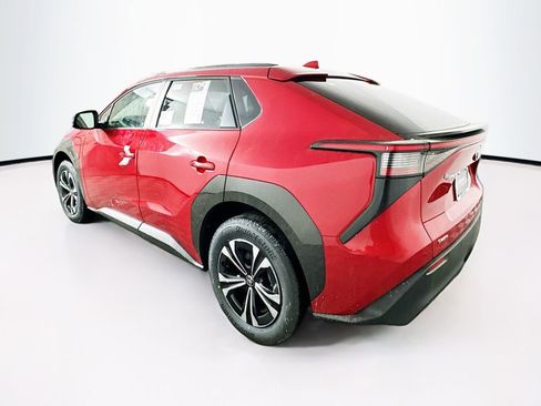 Used 2025 Toyota bZ4X AWD w/ Weather Package image 4