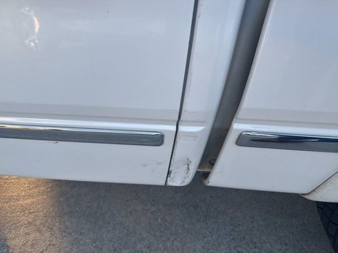 Used 2013 Ford F150 Platinum image 16