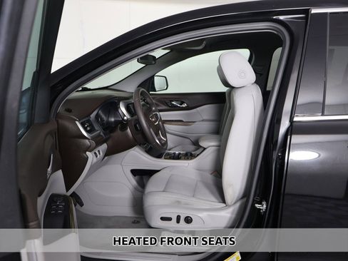 Used 2023 GMC Acadia SLE w/ Driver Convenience Package image 7