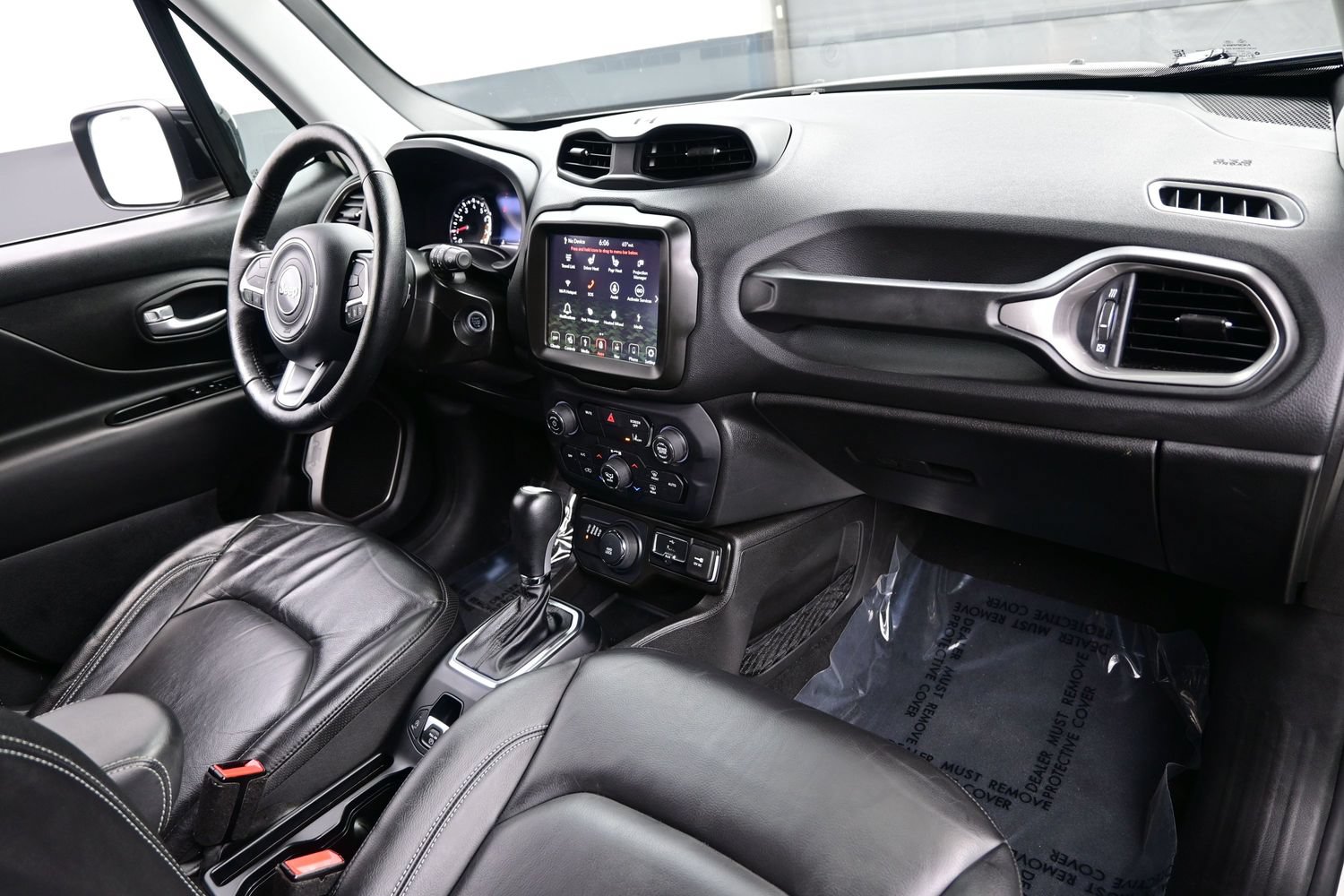 Used 2023 Jeep Renegade Limited AWD/4WD image 18