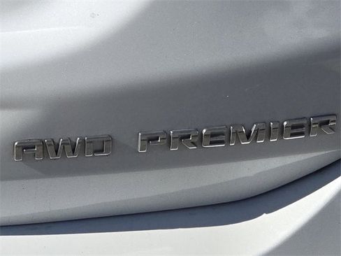 Used 2020 Chevrolet Equinox Premier image 4