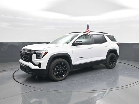 Used 2026 GMC Terrain Elevation w/ Elevation Premium Package AWD/4WD image 4