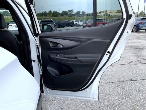 New 2026 Buick Envista Sport Touring w/ Convenience I Package FWD image 17