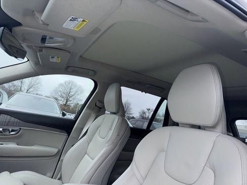 Used 2024 Volvo XC90 B6 Ultimate image 20