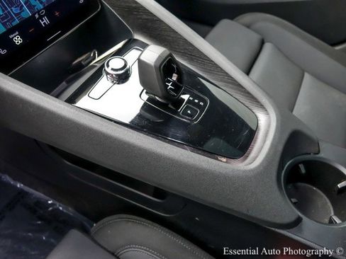 Used 2022 Polestar Polestar 2 w/ Performance Package image 21