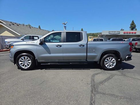Used 2023 Chevrolet Silverado 1500 Custom AWD/4WD image 11