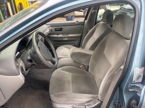 Used 2006 Ford Taurus SE FWD image 18