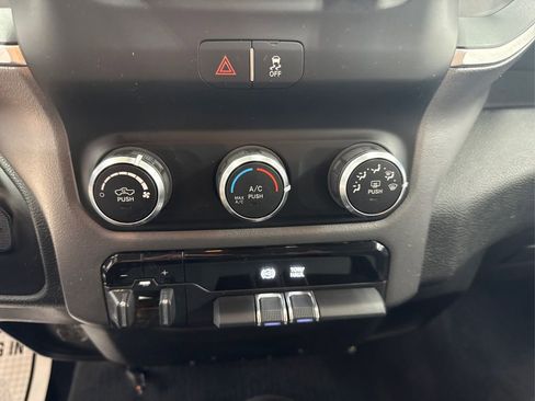 Used 2019 RAM 2500 Big Horn image 29