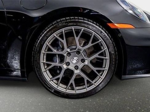 Used 2025 Porsche 911 Carrera RWD image 7