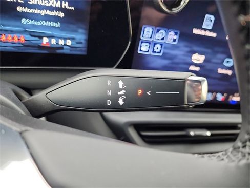 Used 2025 Chevrolet Silverado EV LT image 27