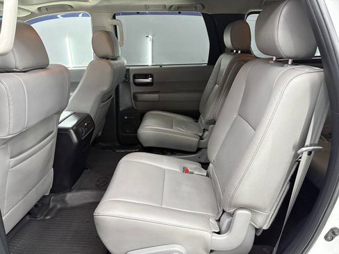 Used 2017 Toyota Sequoia Limited image 11