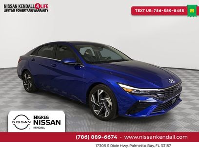 Used 2024 Hyundai Elantra SEL w/ Convenience Package