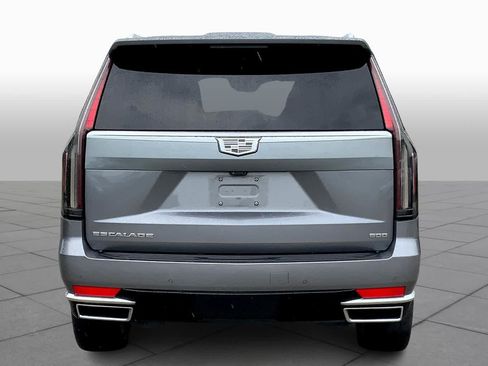 Used 2021 Cadillac Escalade Premium Luxury w/ Driver Assist Tech Package AWD/4WD image 5