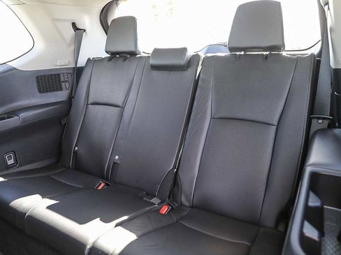 Used 2025 Toyota Grand Highlander Limited image 19