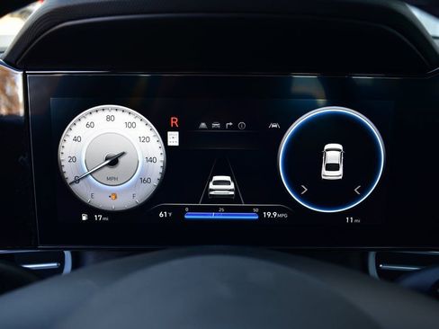New 2026 Hyundai Elantra Limited FWD image 46