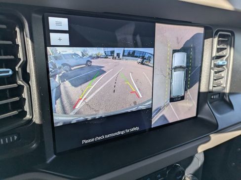 Used 2022 Ford Bronco Wildtrak image 12