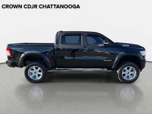 Used 2022 RAM 1500 Big Horn AWD/4WD image 3