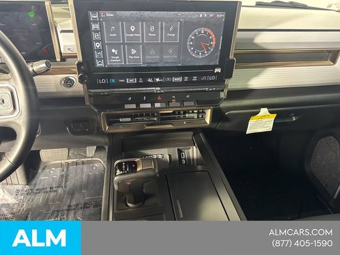 Used 2024 GMC Hummer EV 3X AWD/4WD image 33