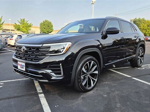New 2026 Volkswagen Atlas Cross Sport SEL Premium R-Line AWD/4WD image 8