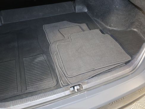 Used 2025 Toyota Camry LE image 50