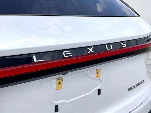 Used 2023 Lexus RX 350 FWD w/ Cold Area Package image 27