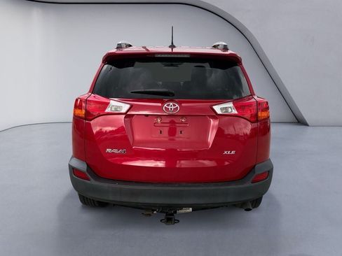 Used 2015 Toyota RAV4 XLE FWD image 4