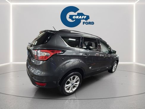 Used 2018 Ford Escape SE image 8