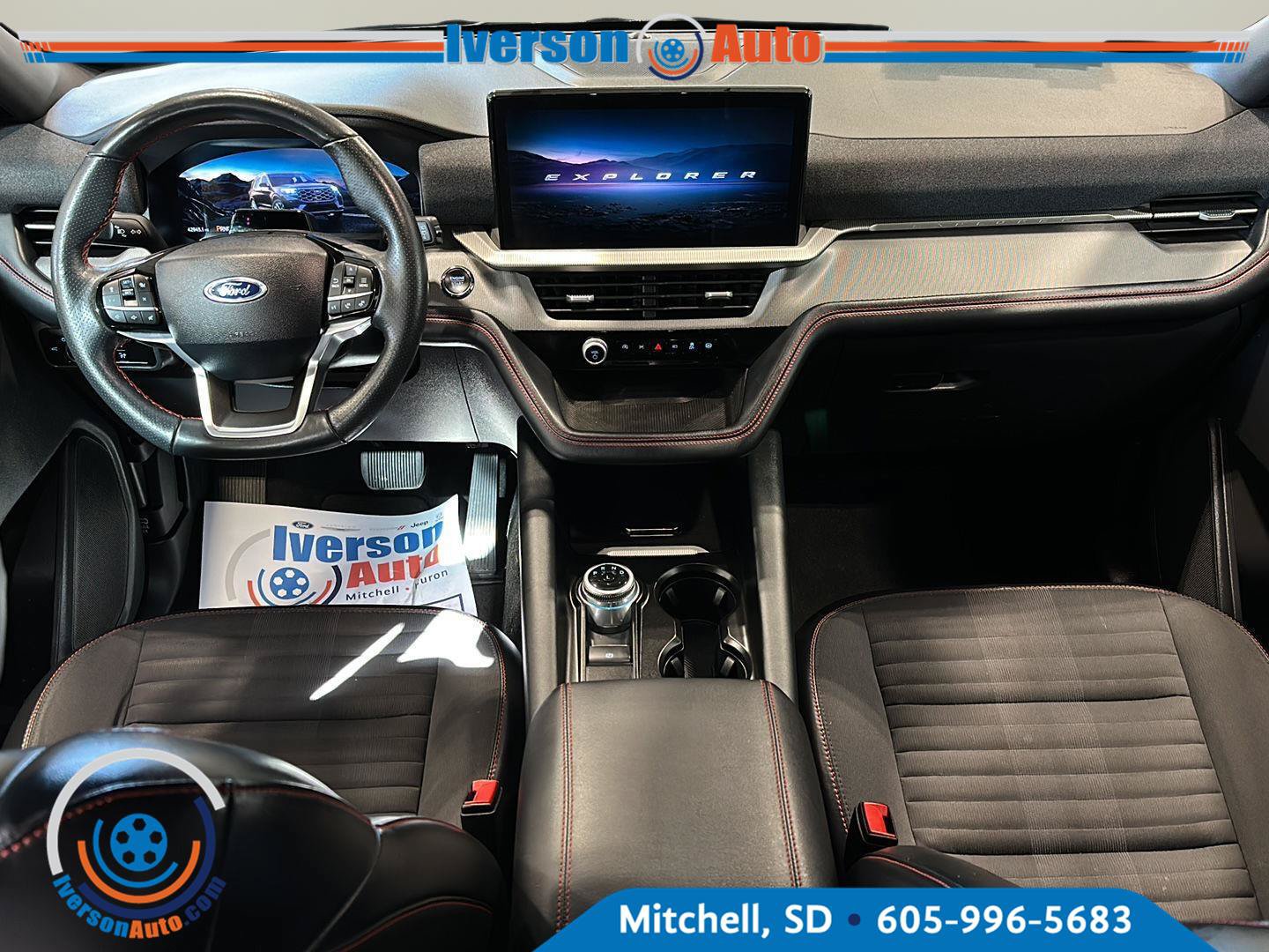 Used 2025 Ford Explorer ST-Line AWD/4WD image 26