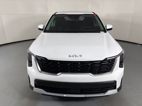New 2026 Kia Sorento LX FWD image 3