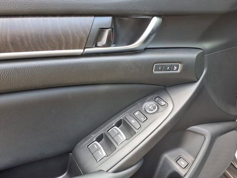 Used 2022 Honda Accord EX-L image 20