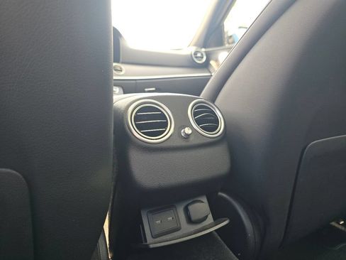 Used 2023 Mercedes-Benz E 350 4MATIC Sedan image 27