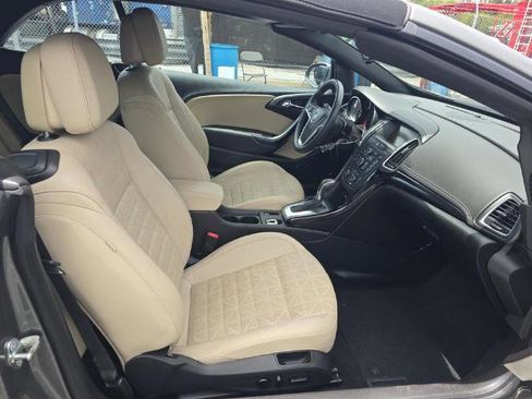 Used 2017 Buick Cascada Premium FWD image 4