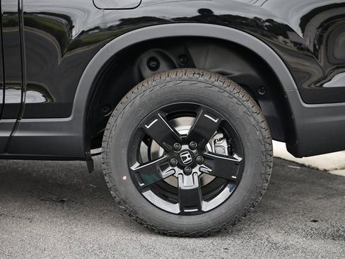 New 2026 Honda Ridgeline Black Edition image 8