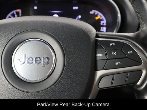 Used 2020 Jeep Grand Cherokee Limited AWD/4WD image 10