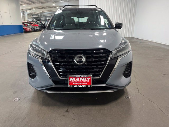 Used 2021 Nissan Kicks SR w/ SR Premium Package FWD image 8