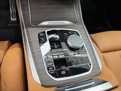 New 2026 BMW X5 xDrive40i w/ M Sport Package image 18