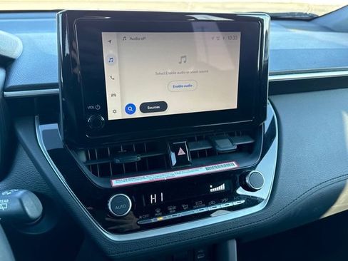 Certified 2024 Toyota Corolla Cross SE image 19