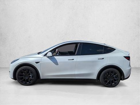 Used 2020 Tesla Model Y Long Range AWD/4WD image 10