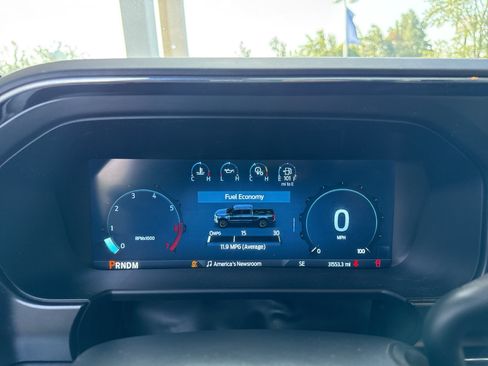 Used 2025 Ford F350 Lariat w/ Lariat Ultimate Package AWD/4WD image 22