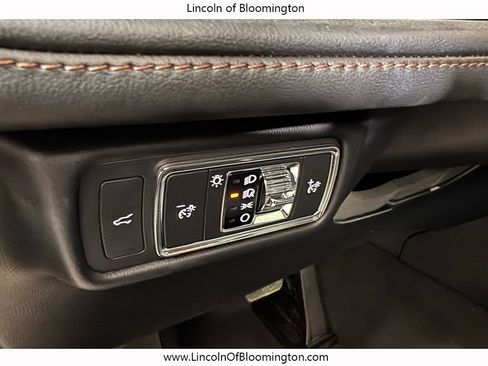 Certified 2022 Lincoln Aviator Reserve w/ Elements Package Plus image 41