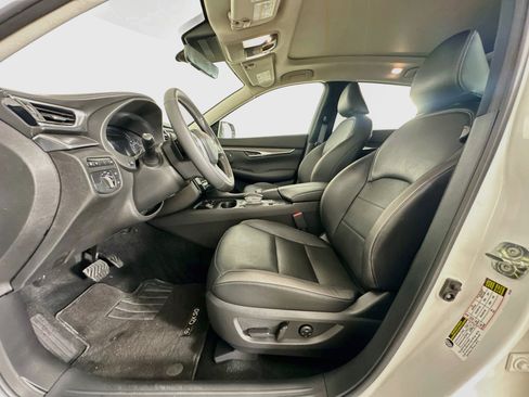 Used 2023 INFINITI QX50 Luxe AWD/4WD image 13