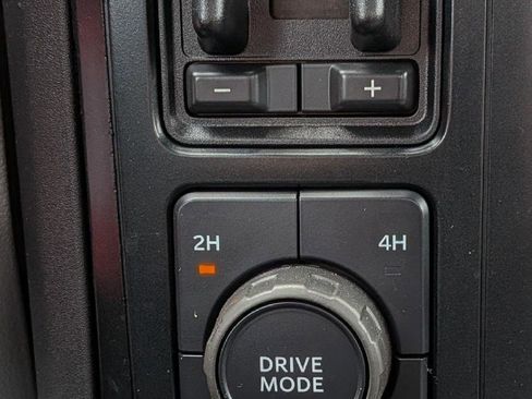 Used 2023 Ford F350 XLT w/ FX4 Off-Road Package AWD/4WD image 15