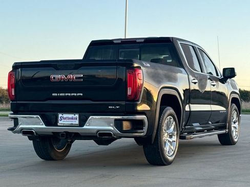 Used 2022 GMC Sierra 1500 SLT w/ SLT Premium Package image 10