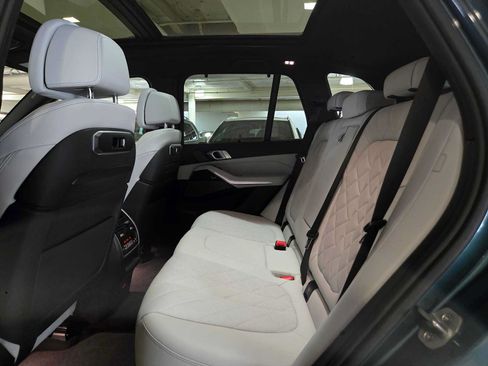 Used 2026 BMW X5 xDrive40i w/ Executive Package AWD/4WD image 17