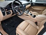 Certified 2020 Porsche Cayenne image 4