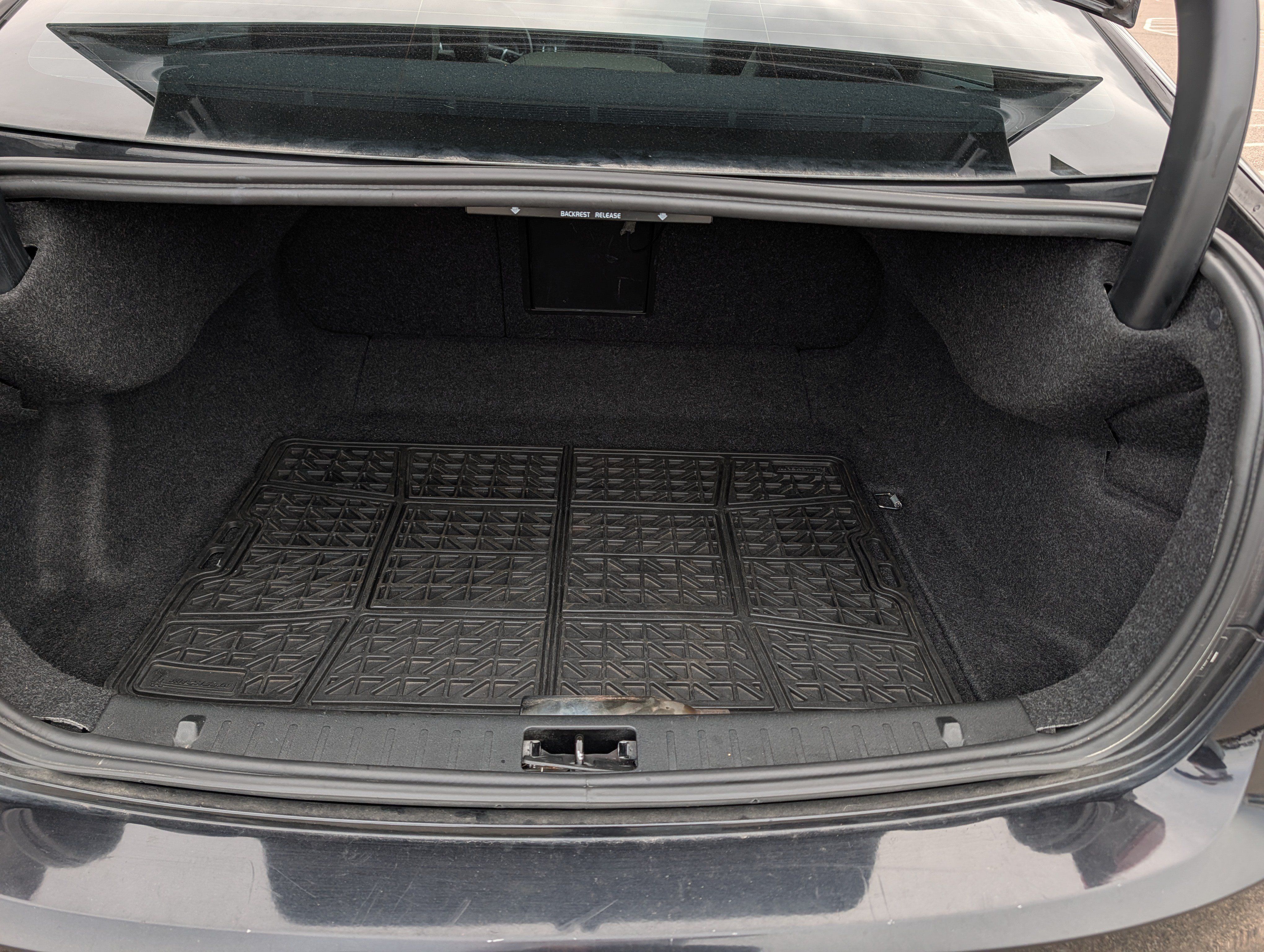 Used 2012 Volvo S60 T5 w/ Climate Pkg FWD image 18