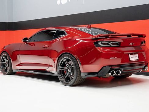 Used 2018 Chevrolet Camaro ZL1 RWD image 27