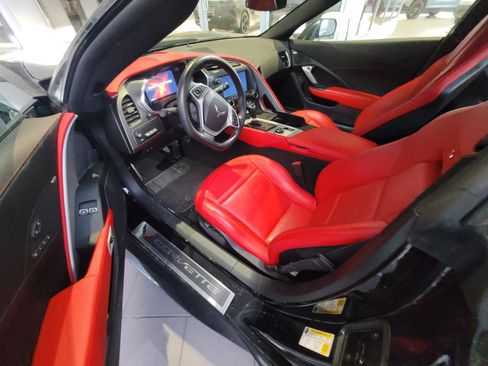 Used 2018 Chevrolet Corvette Grand Sport image 8